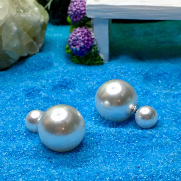 Pearl White Candy Double Stud Earrings - Picture 6 of 7